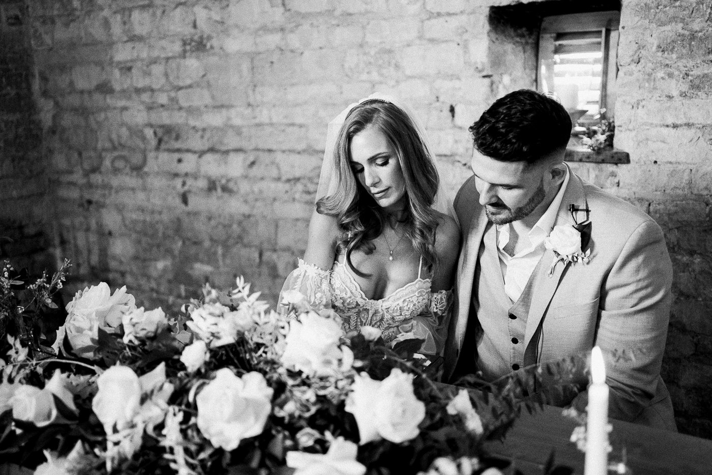 LAPSTONE BARN WEDDING PHOTOGRAPHY 012 LAPSTONE BARN WEDDING PHOTOGRAPHY 012